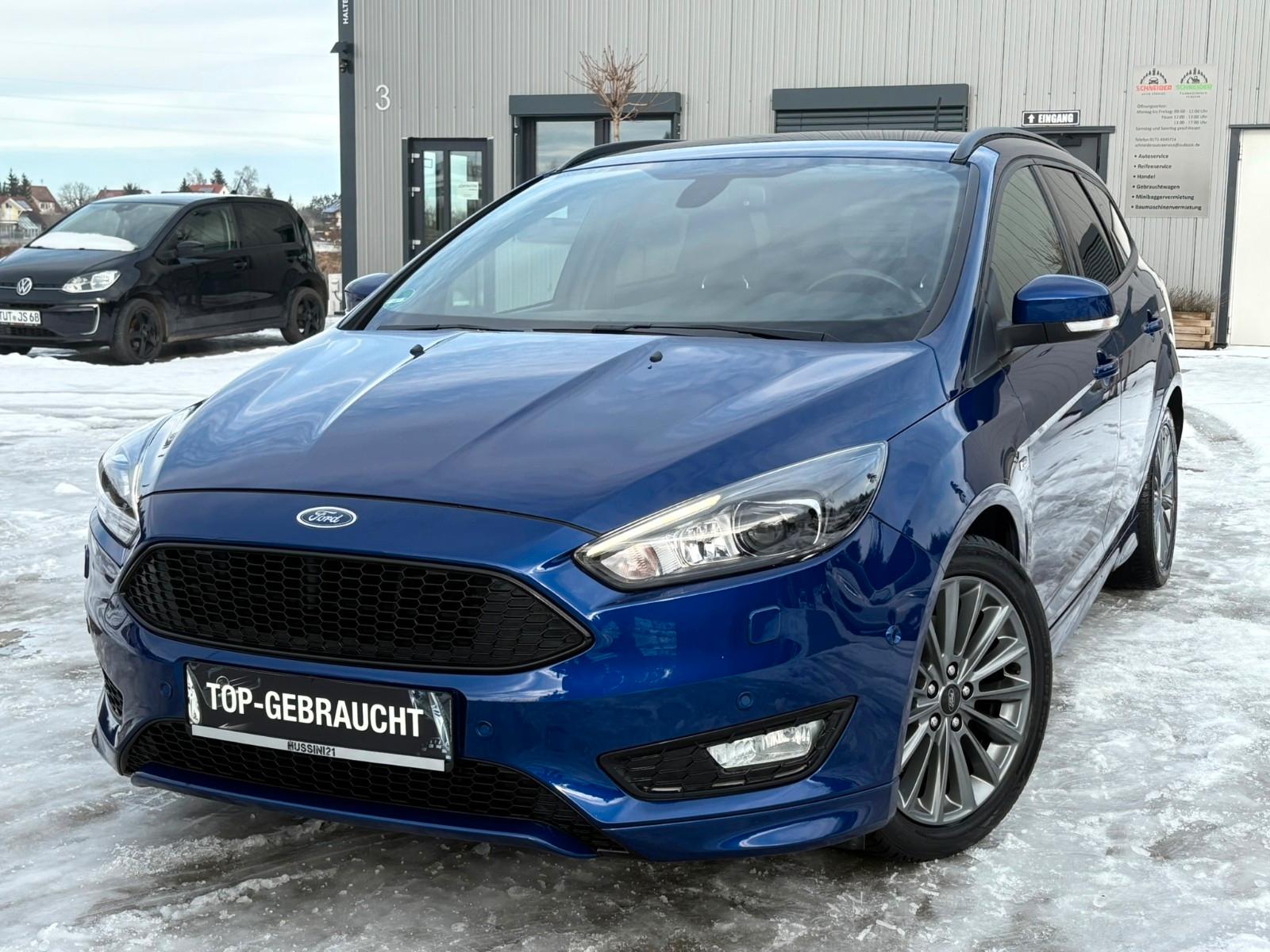 Ford Focus Turnier 1.5 EB ST-Line / Bi-Xenon / Navi