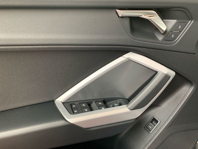 Q3 Sportback 35 TFSI S-LINE LED+KAMERA+NAVI+ALU+
