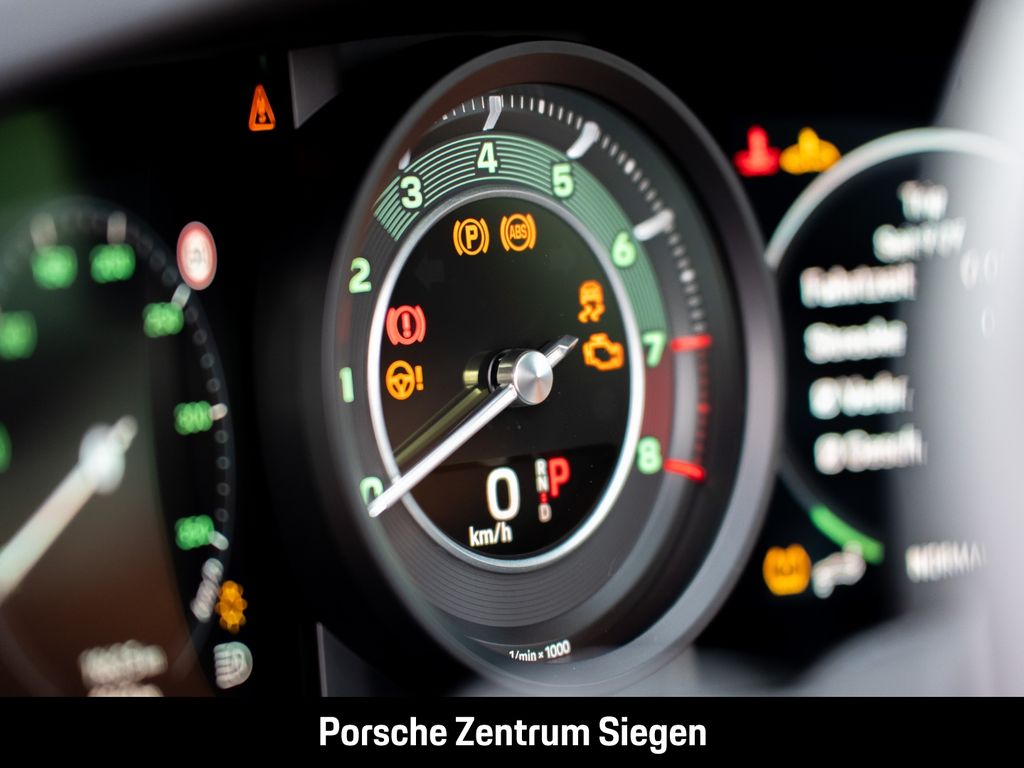 Porsche 992 (911) Turbo S