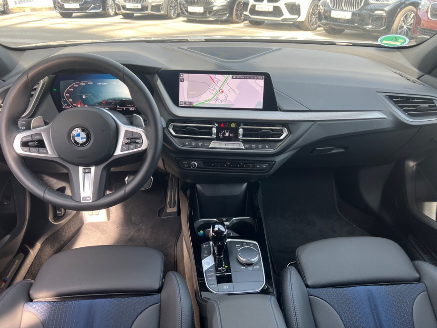 Fahrzeugabbildung BMW M135i xDrive M-Sport-Pro GARANTIE bis 09/2028