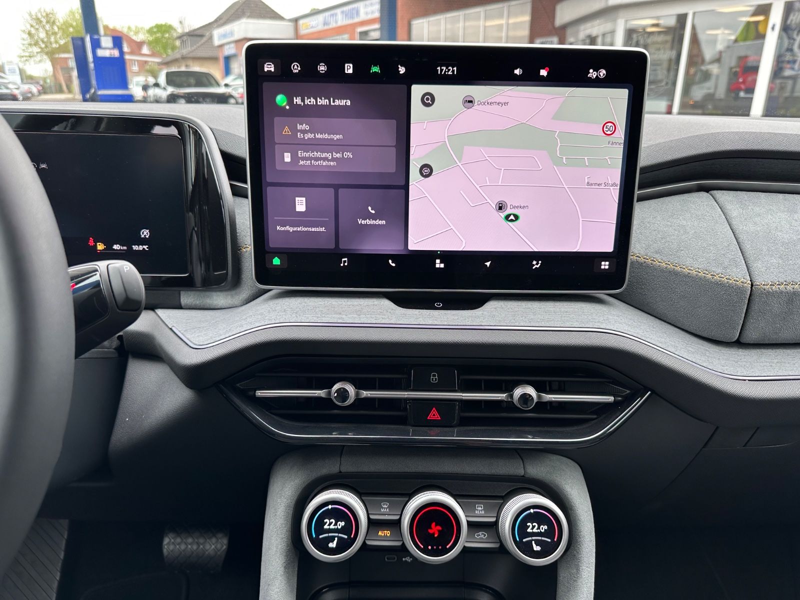 Fahrzeugabbildung SKODA Kodiaq 1.5 TSI Selection DSG Navi/ACC/Matrix/19"