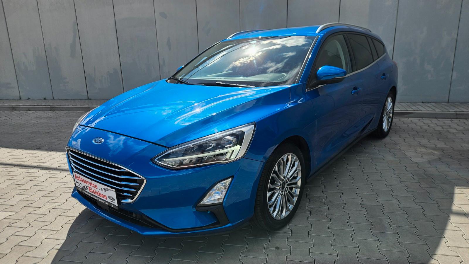 Ford Focus Turnier Titanium  LED*Navi*WiPa*AHK*2xPDC