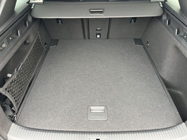 ID.7 Tourer Pro 82kWh,IQ.LIGHT,IQ.DRIVE,HUD,Kame