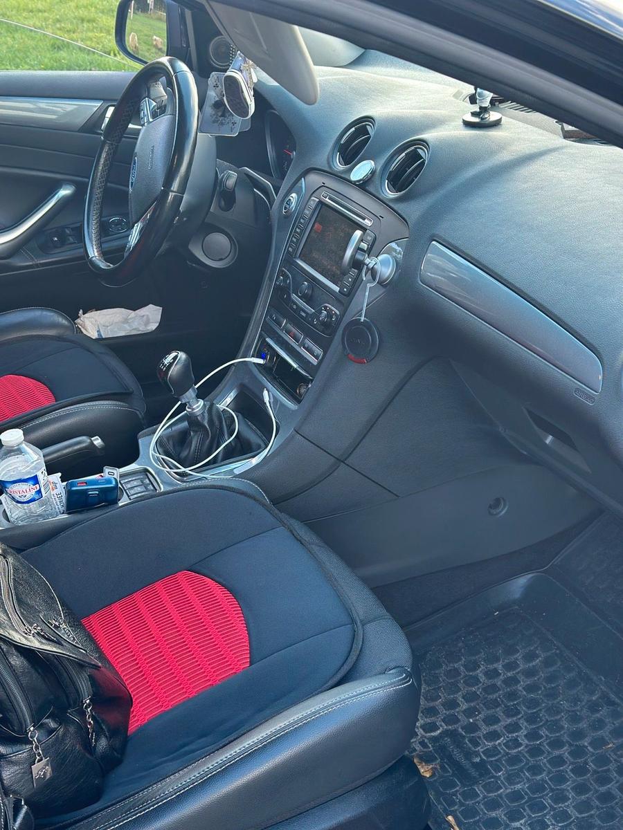 Ford Mondeo 2012 — photo 7