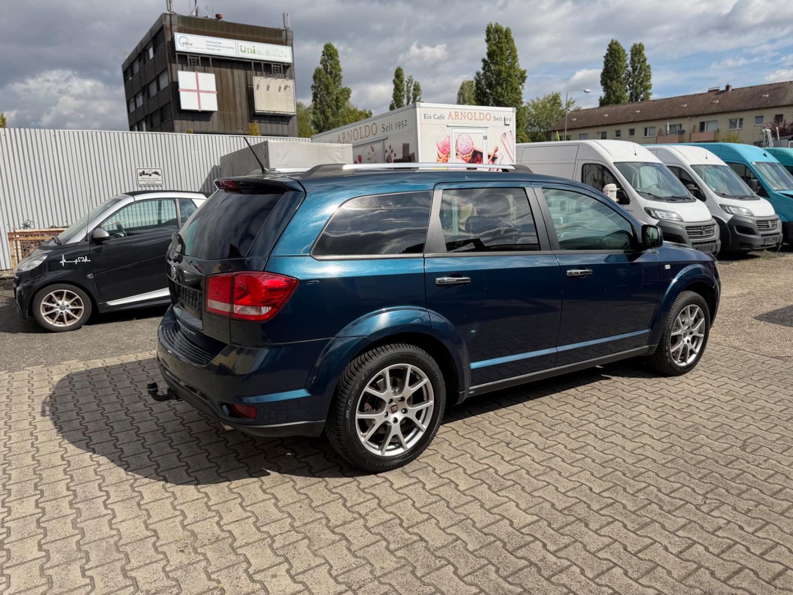 Fiat Freemont 7 Sitzer 4X4 Leder Automatik Alpine