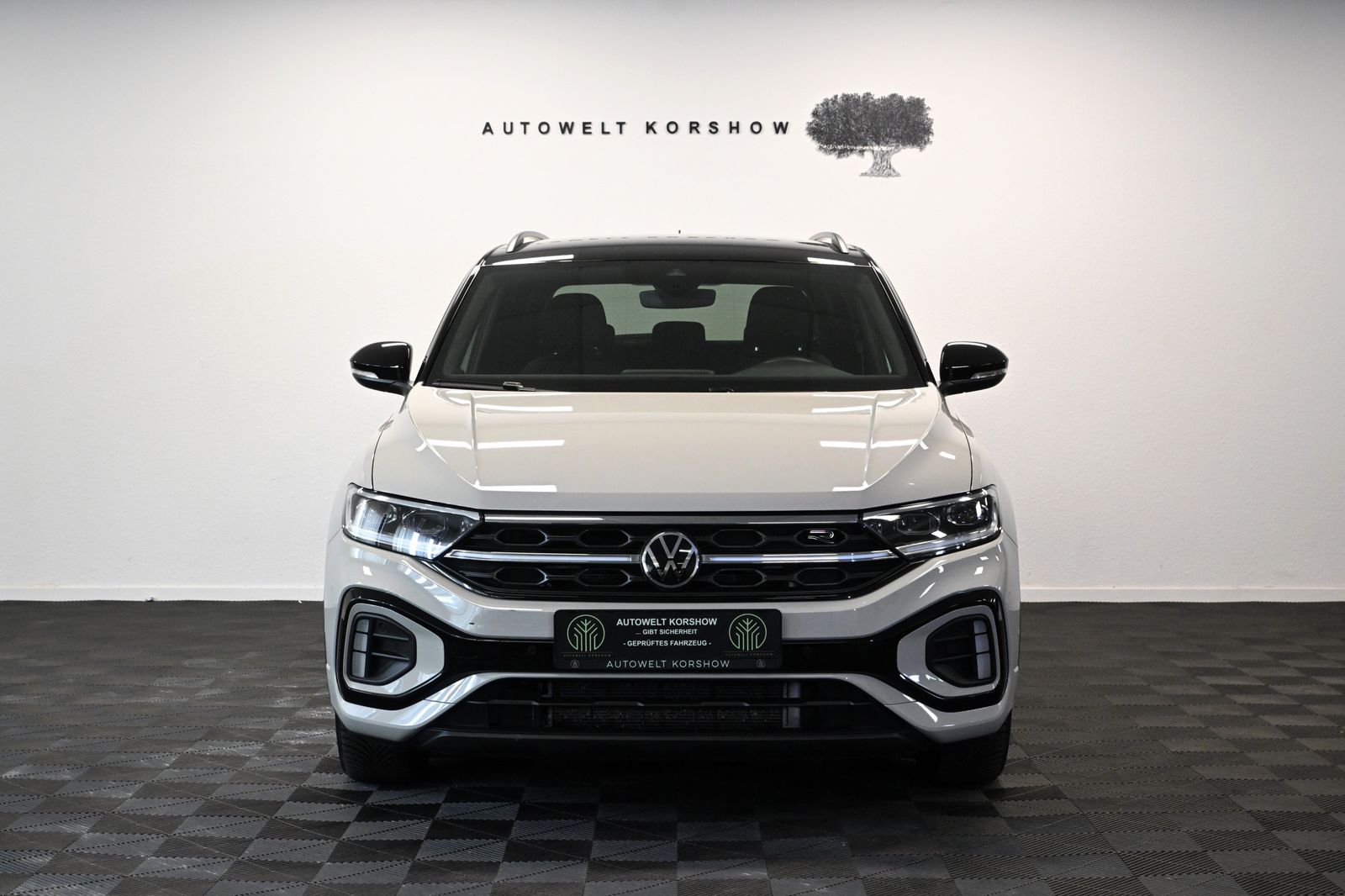 Volkswagen T-Roc R-Line *MATRIX *AHK *KEYLESS *RFK *VIRTUAL imagem 2
