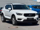 Volvo XC40 T2 2WD MomentumCore*DAB*RFK*TMP*FSHeizbar* - Volvo XC40 in Wuppertal