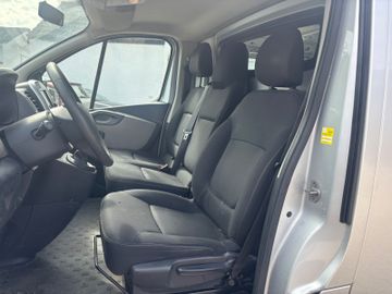 Renault Trafic - 10