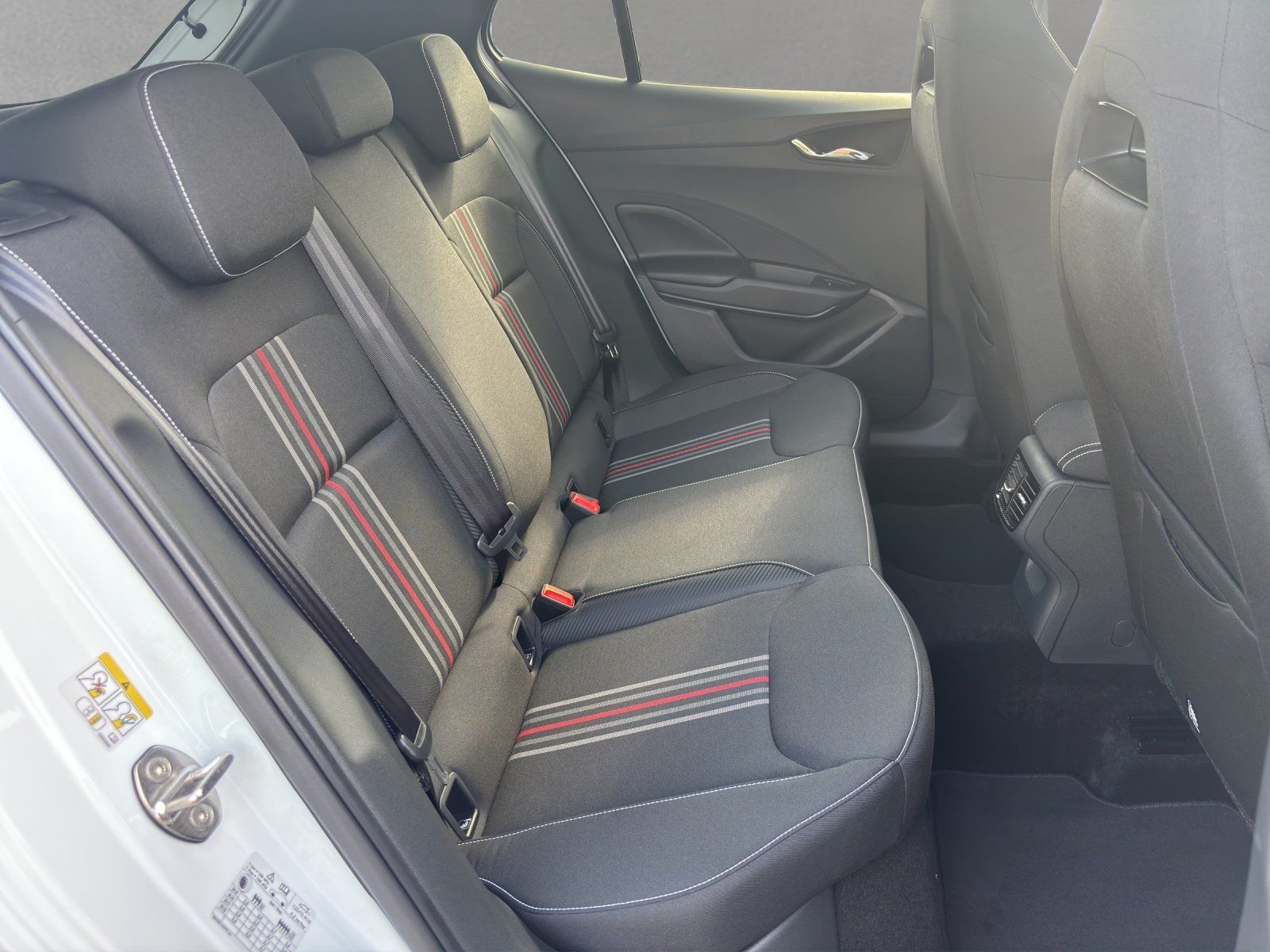 Fahrzeugabbildung SKODA Fabia 130 1,5 TSI 130 kW DSG MATRIX/ACC/RFK/RS