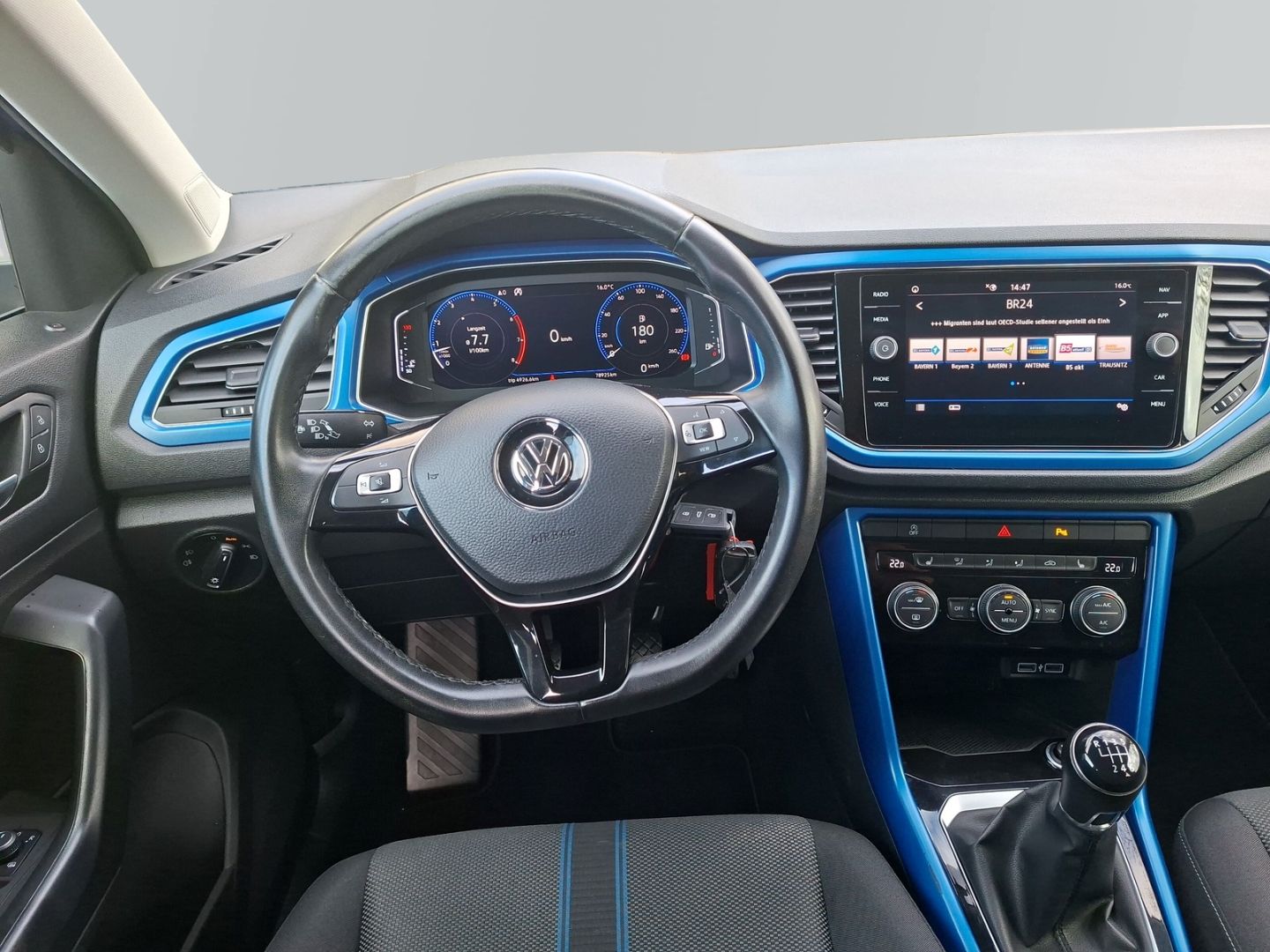 T-Roc 1.5 TSI Style *NAVI*PDC*ACTIVEINFO*APPCONN