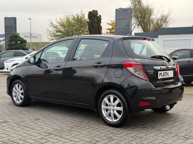 Toyota Yaris  Life