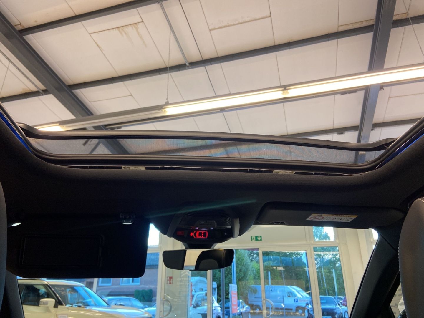 Fahrzeugabbildung Peugeot 3008 GT Plug-In 225 e-EAT8 StandHZG El. Pano.Nav