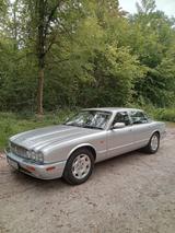 Jaguar XJ8 / X308 4.0 Sovereign Youngtimer - Jaguar XJ8 aus 2001