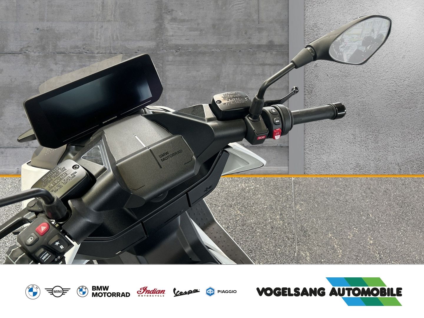 Fahrzeugabbildung BMW CE 04 Dynamik-Paket, Komfort-Paket, Topcase, Sei