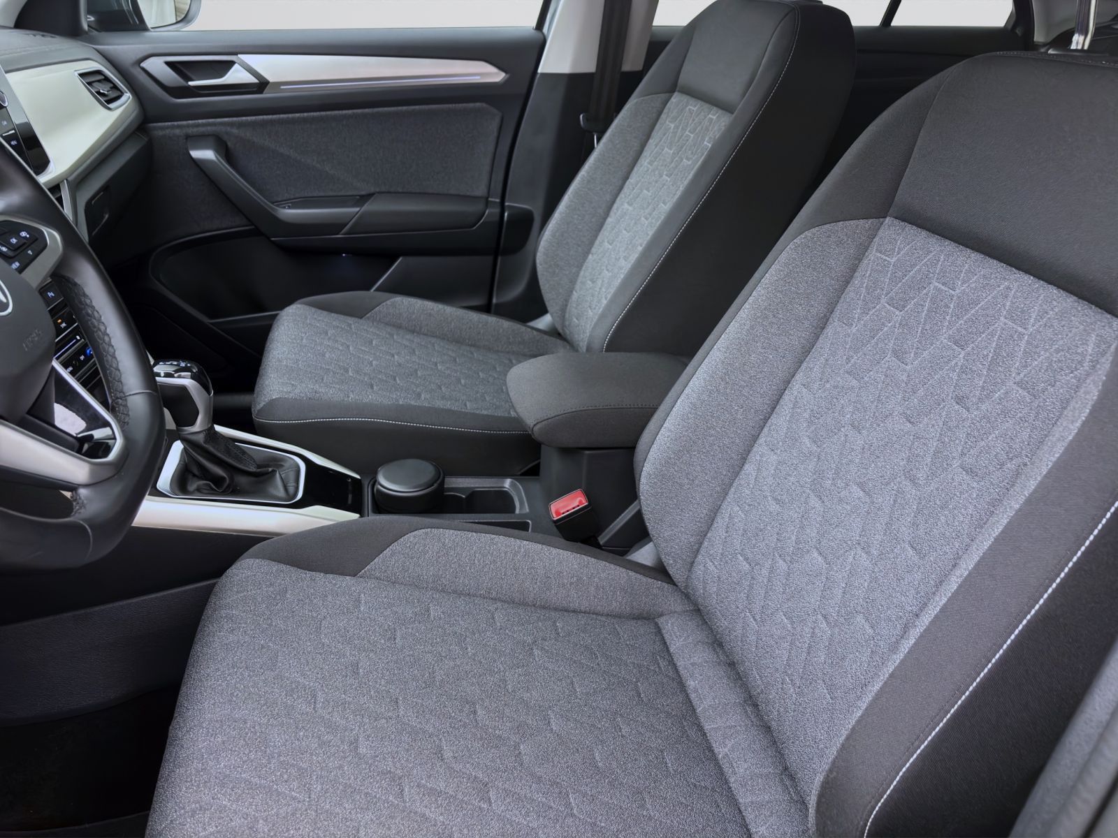 Volkswagen T-Roc - Bild 10