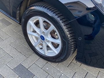 Bild 24 Ford FIESTA COOL & CONNECT