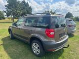 Skoda Yeti Experience 1,2 TSI 77KW  DSG-AHK-Panor. - Skoda Yeti Experience mit Benzin-Antrieb