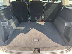 VW Touran 2.0 TDI Trendline DSG Taxi Kindersitz Shz VW Touran 2.0 TDI Trendline DSG Taxi Kindersitz Shz