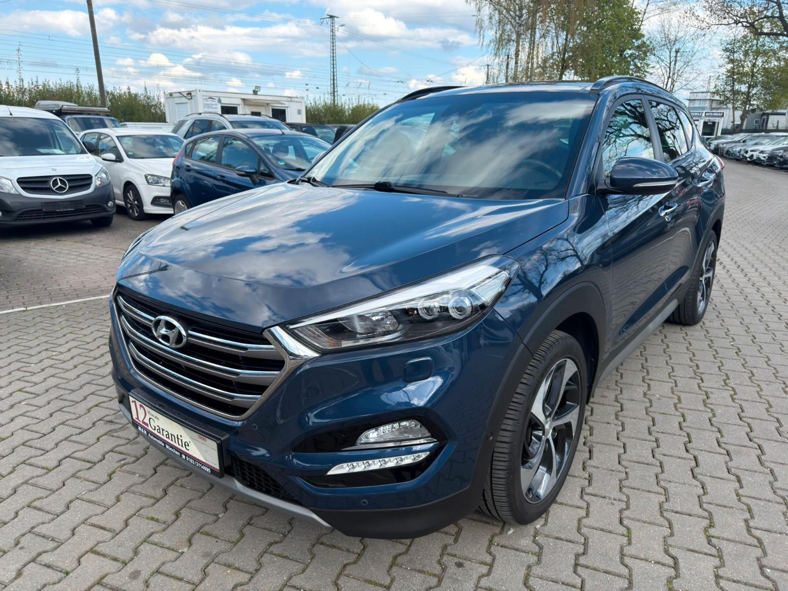 Hyundai Tucson  4WD*1 Hand*Panorama*Navi*Kamera