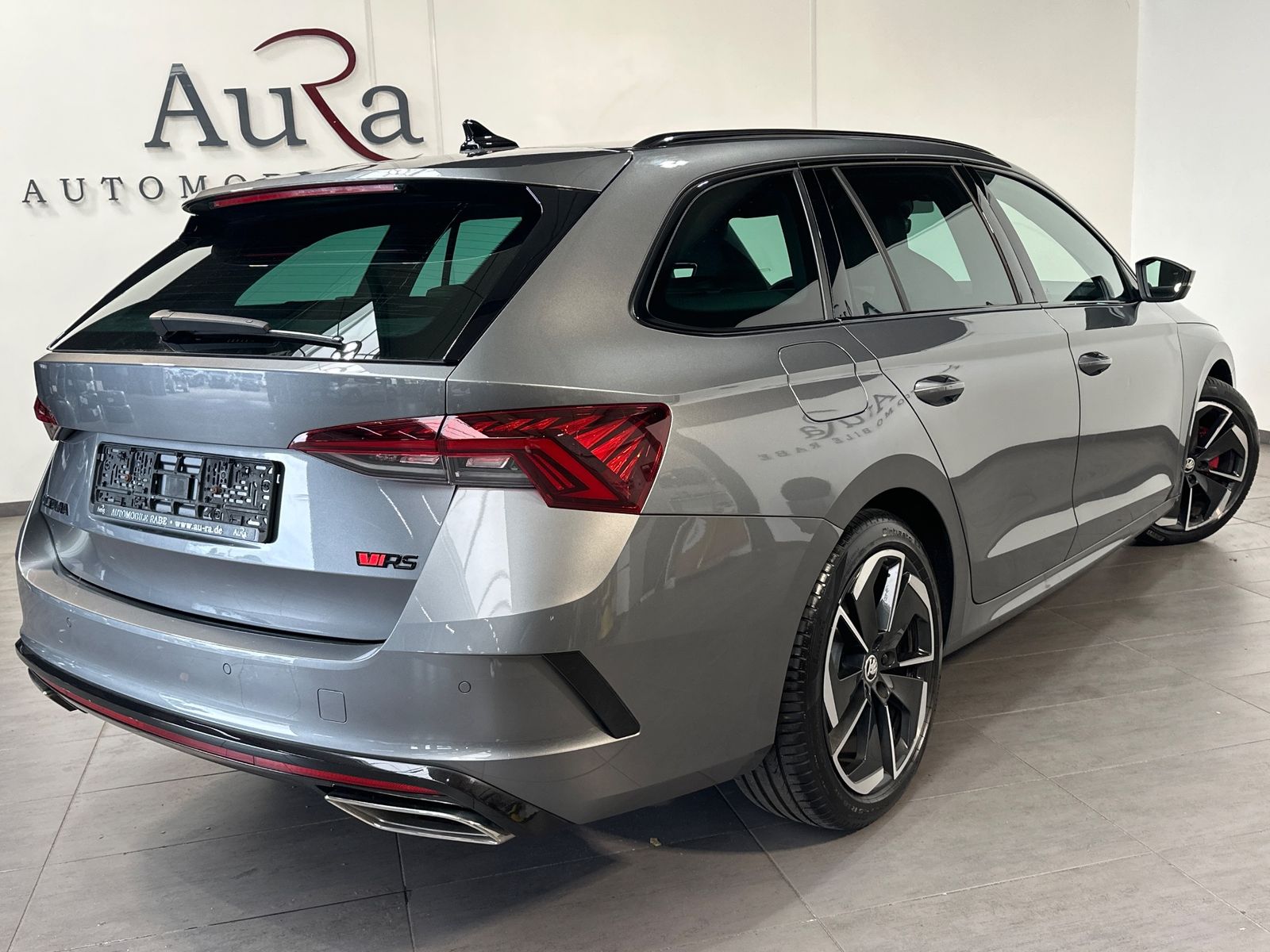 Fahrzeugabbildung SKODA Octavia Combi 2.0 TDI DSG 4x4 RS NAV+LED+PANO