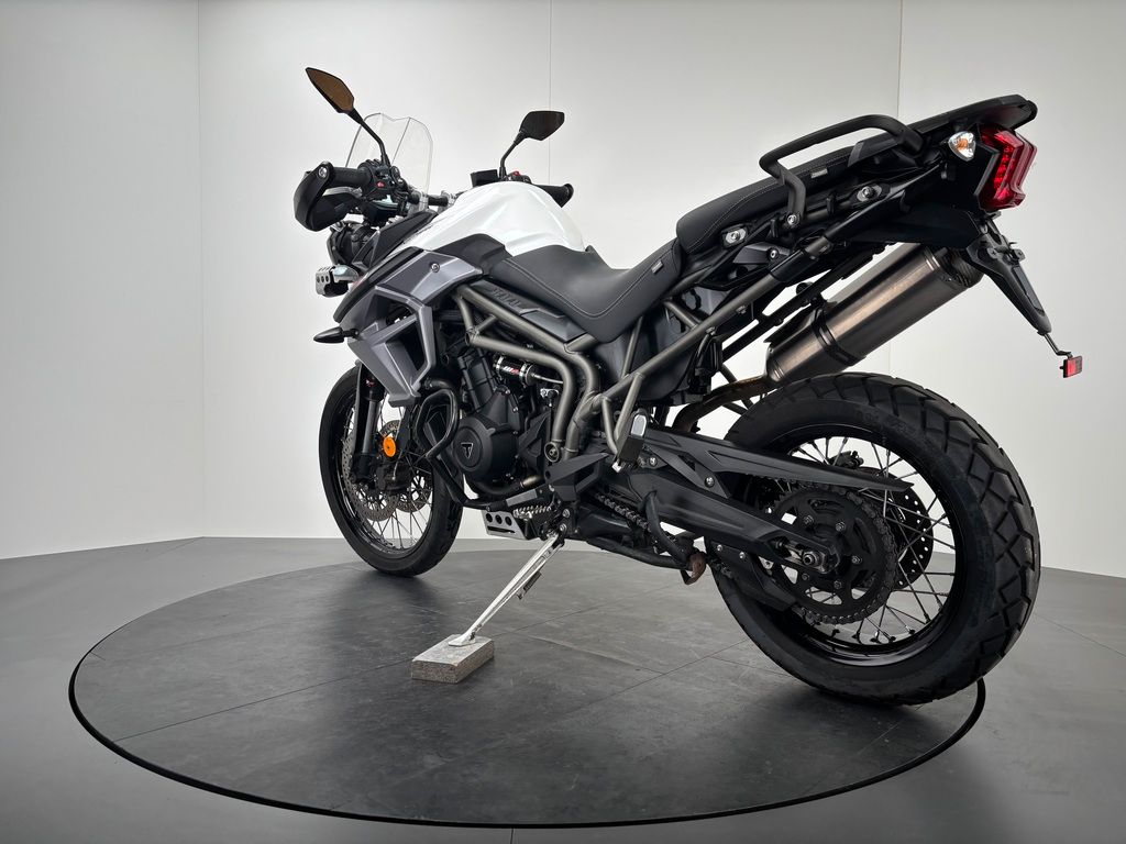 Fahrzeugabbildung Triumph TIGER 800 XCA *ARROW *SITZHEIZUNG
