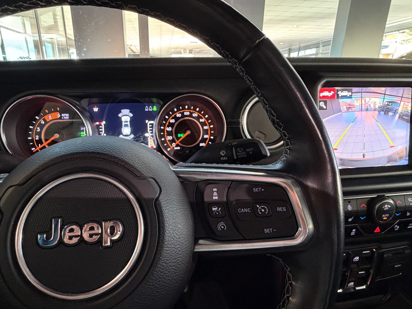 Fahrzeugabbildung Jeep Gladiator Launch Edition 4WD/KAMERA/LEDER/LED/EX