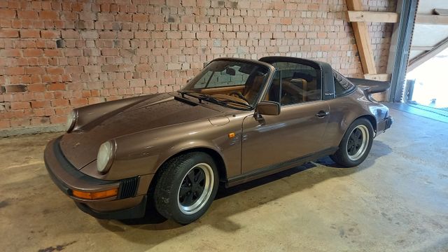 Porsche 911 3,0 SC Targa