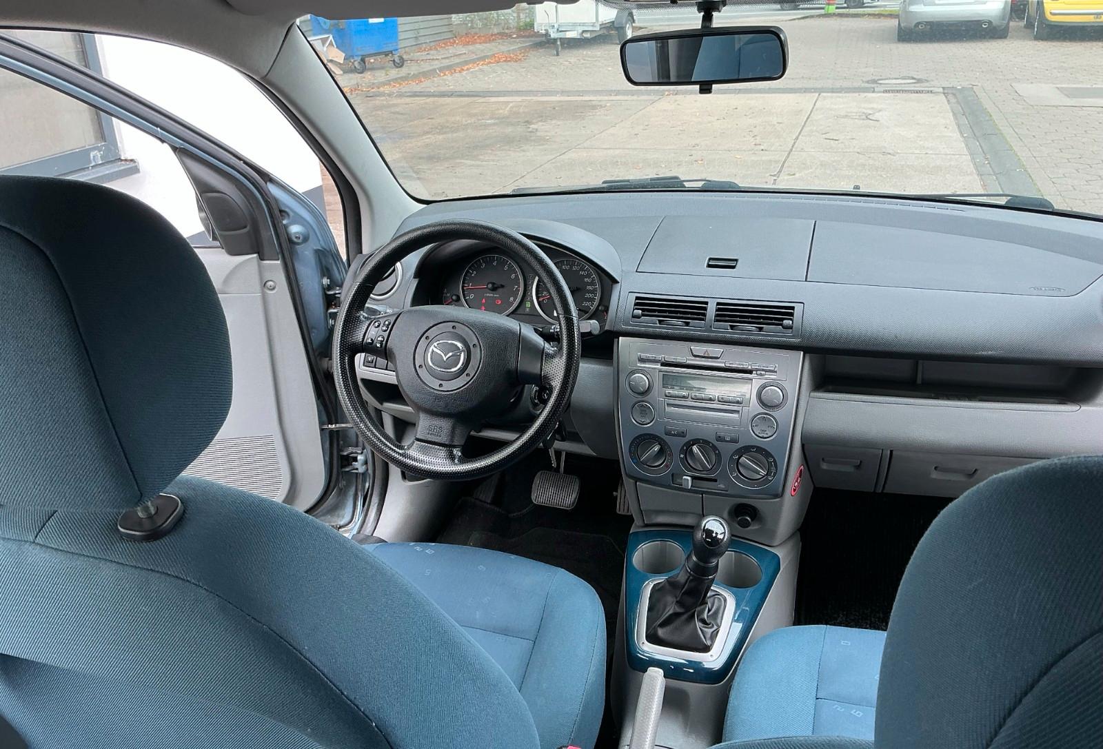 Mazda 2 2005 — photo 12