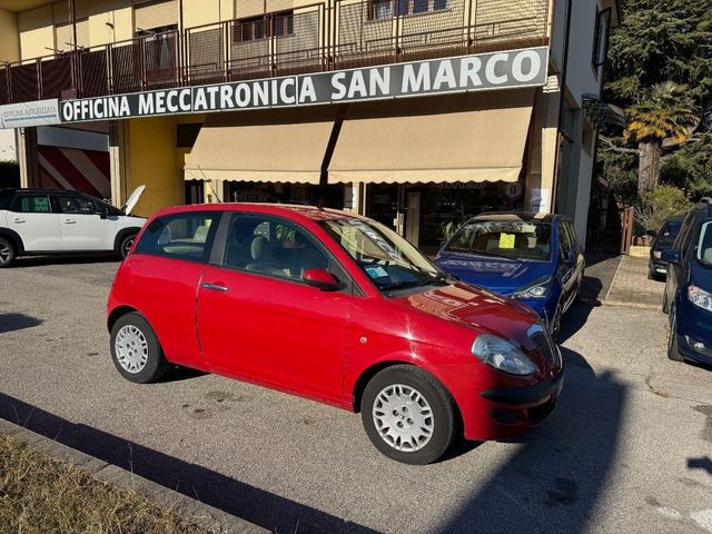 Lancia LANCIA - Ypsilon - 1.2 Argento NEOPATENTATI