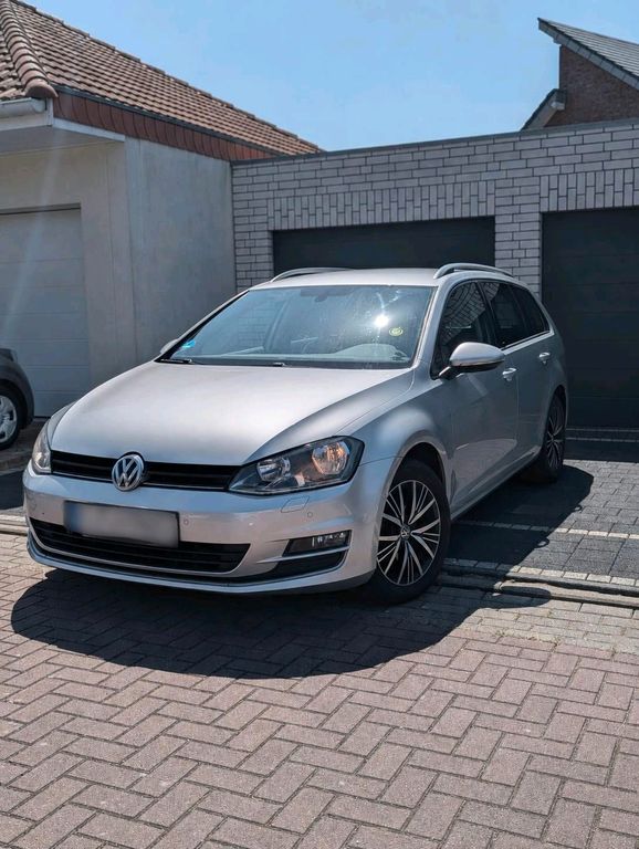Image of Volkswagen Golf