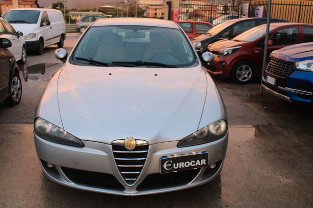 Alfa Romeo 147 1.9 JTD (115 CV) cat 5p. Distinct