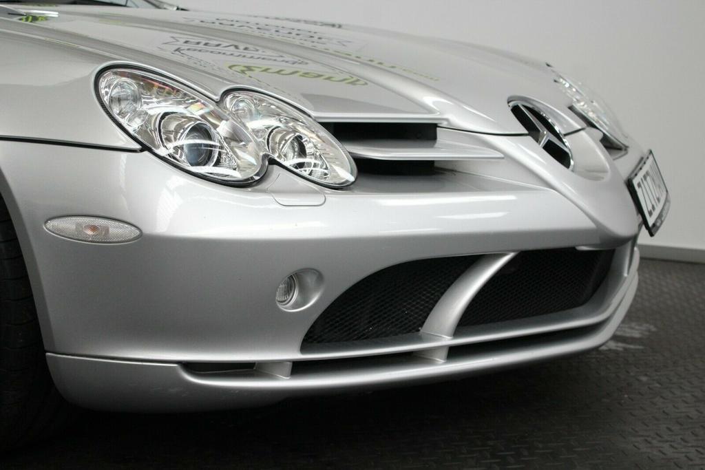 Mercedes-Benz SLR