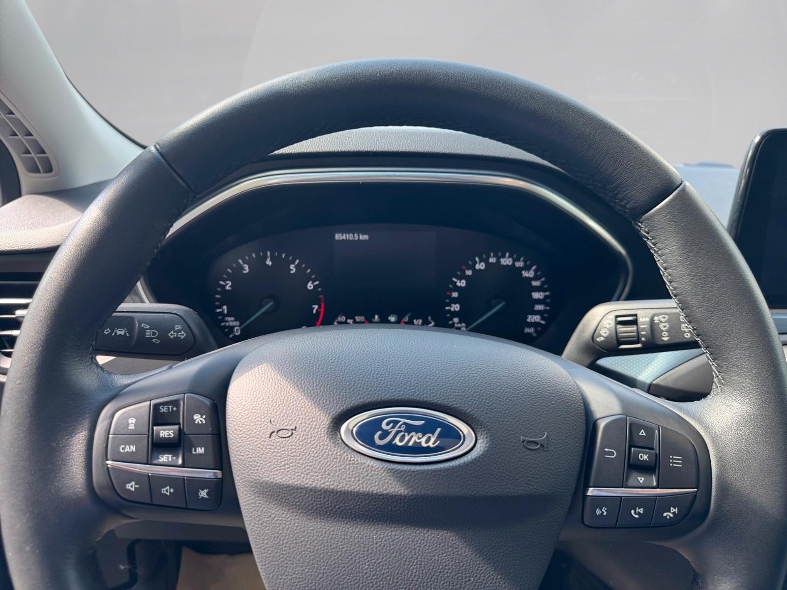 Ford Focus  Active++ TOP AUSSTATTUNG++