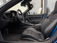 PORSCHE 992 Carrera GTS Cabriolet / INNODRIVE / 360° PORSCHE 992 Carrera GTS Cabriolet / INNODRIVE / 360°