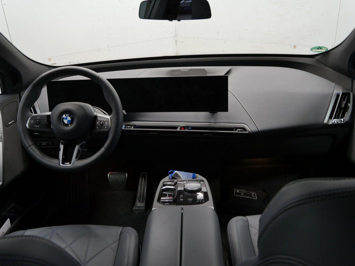 BMW iX - Bild 6