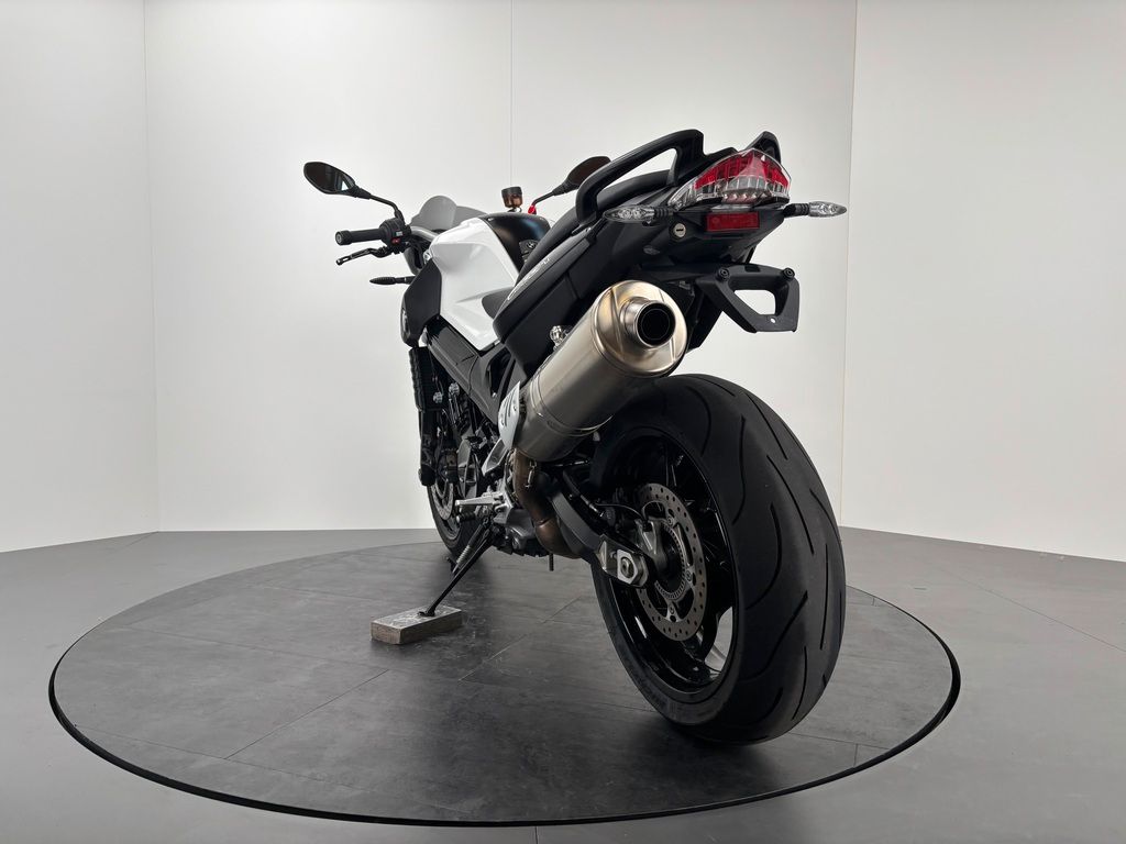 Fahrzeugabbildung BMW F 800 R *1.HAND *SERVICE NEU