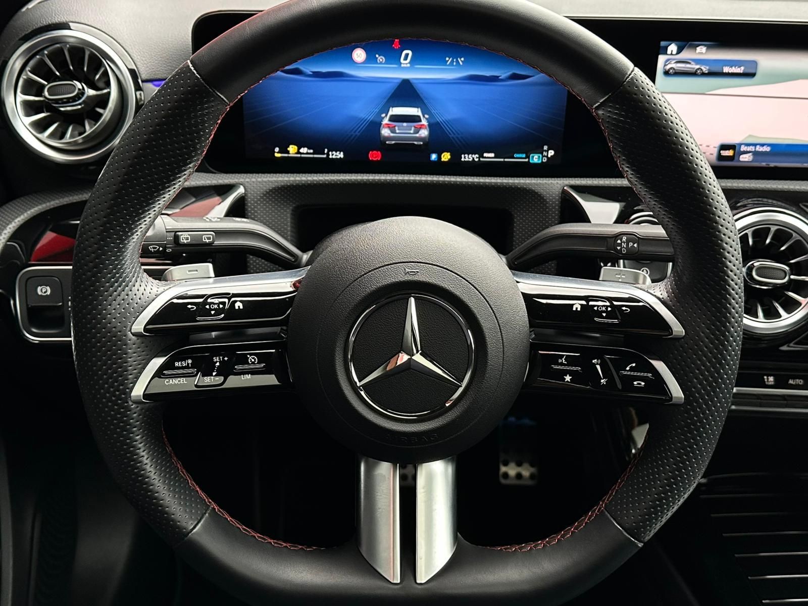 MERCEDES-BENZ A 250 4M AMG NIGHT* LED#SHZ#PANO#NAVI#TEMPO#SPUR - Image 11