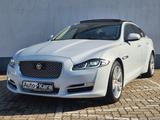 Jaguar XJ 3.0D Premium Luxury*Panorama*Meridian*19"*LED - weiße Jaguar XJ