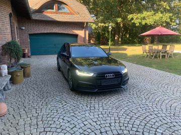 Audi A6 - 4