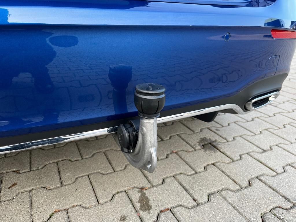 Fahrzeugabbildung Mercedes-Benz A 180 +AMG-ADVANCED-PLUS+WINTER-PAKET+DISTRONIC+