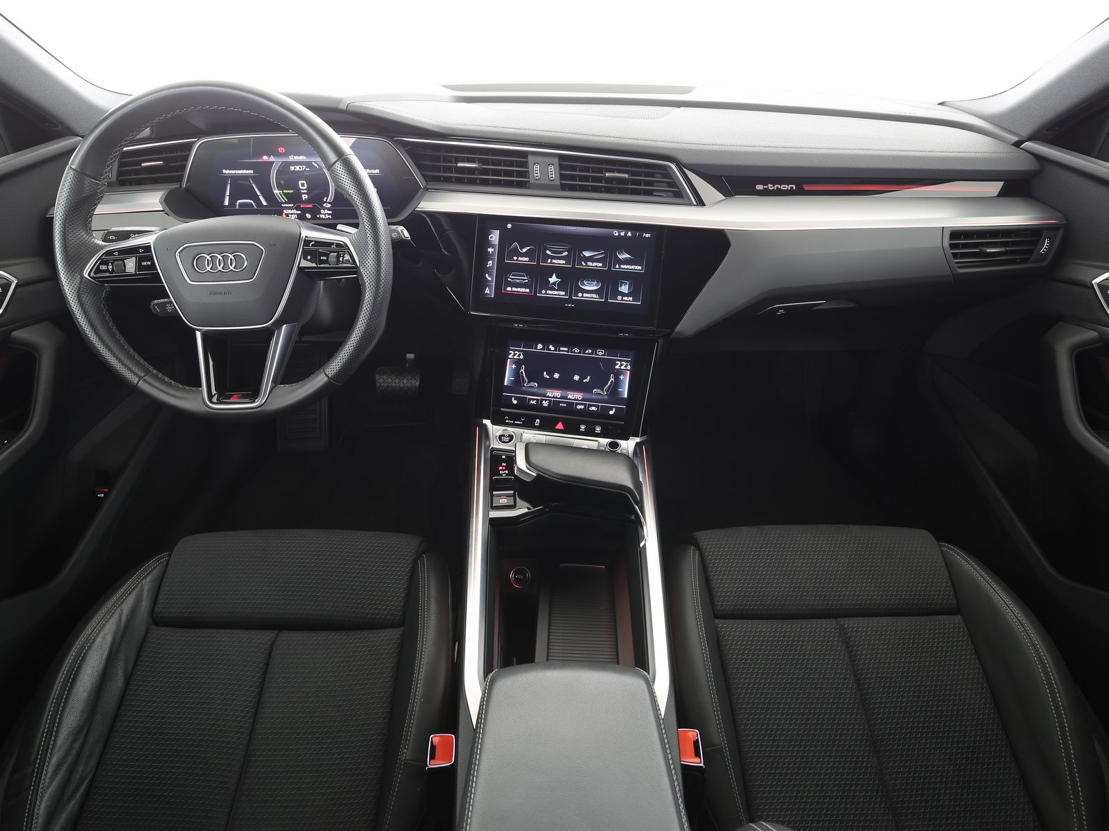 Audi e-tron - Bild 11