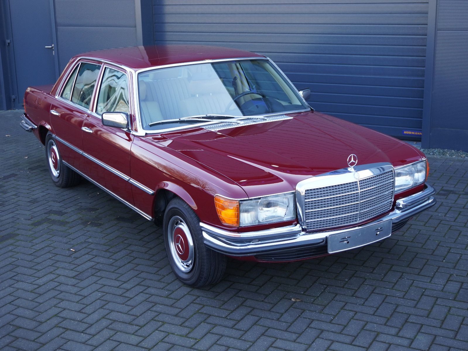 Fahrzeugabbildung Mercedes-Benz 280 SE W 116 *50 TKM*