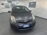 Toyota Yaris 1.4 D-4D DPF 3 porte Sol - Toyota Yaris mit Diesel-Antrieb: Sol