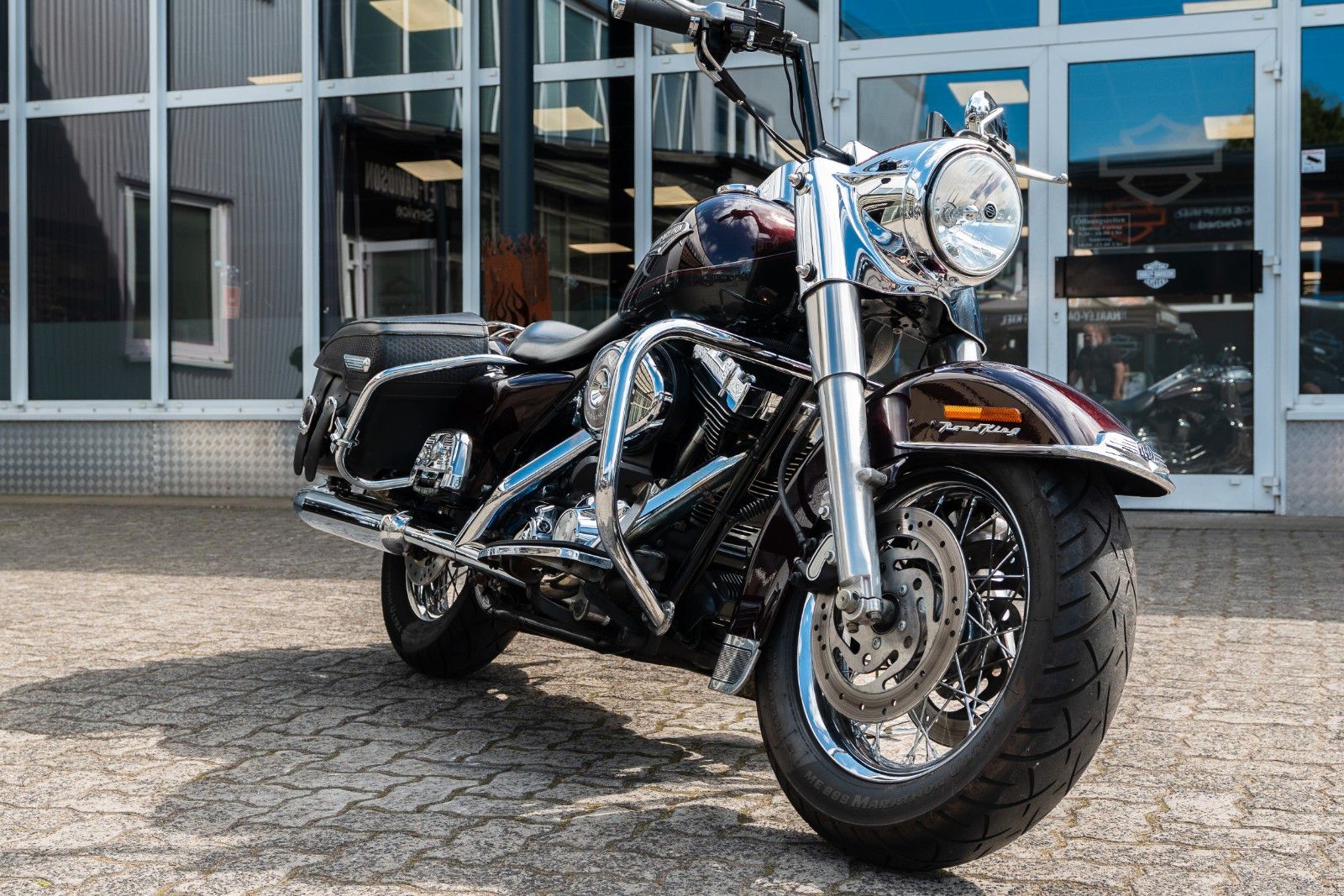 Fahrzeugabbildung Harley-Davidson FLHRC Road King Classic - Ape - Le Pera