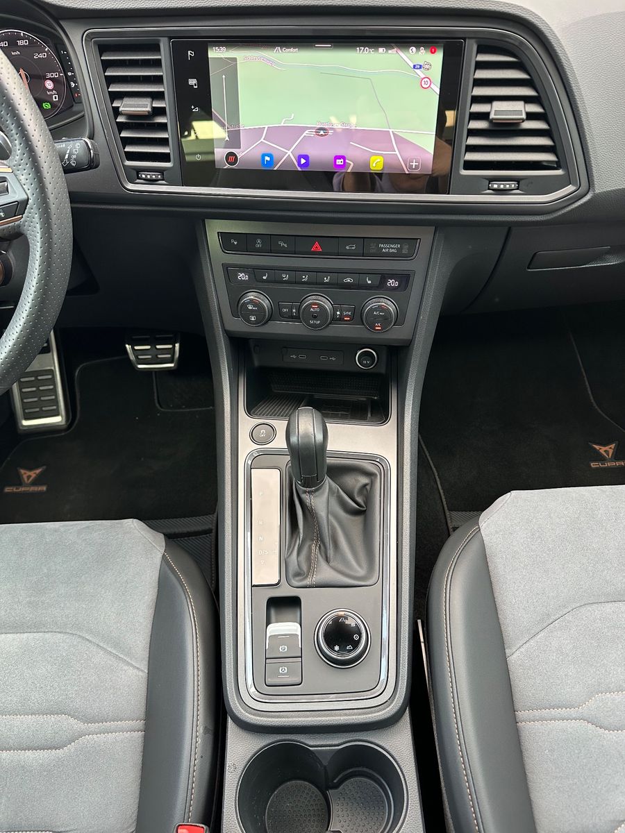 Fahrzeugabbildung CUPRA Ateca 2.0 TSI 4Drive Tribe Edition NAV+LED+PANO