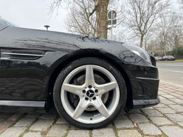 Fahrzeugabbildung Mercedes-Benz SLK 200 CGI Roadster AMG*Panorama*Memory*TOP*