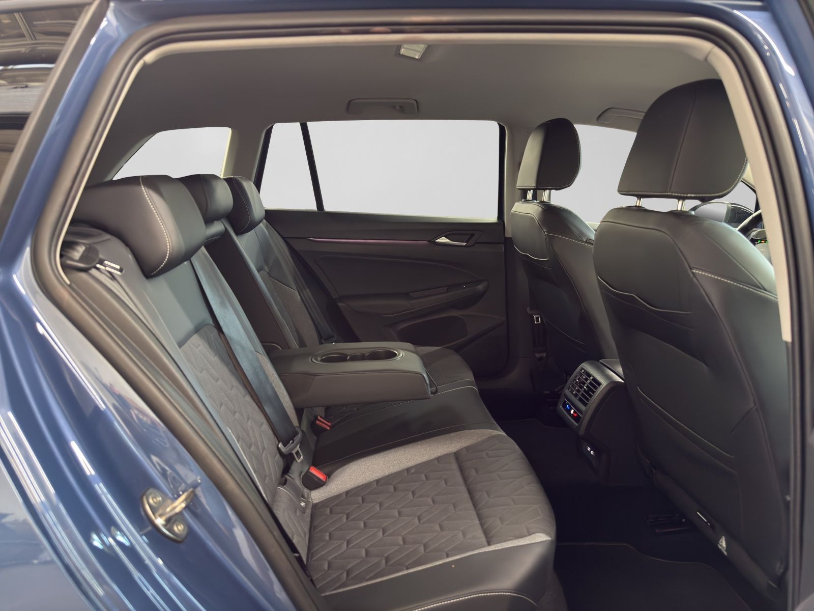 Volkswagen Golf - Bild 7