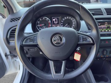 Skoda Fabia Ambition 1.0 TSI °AHK°PDC°SHZ°