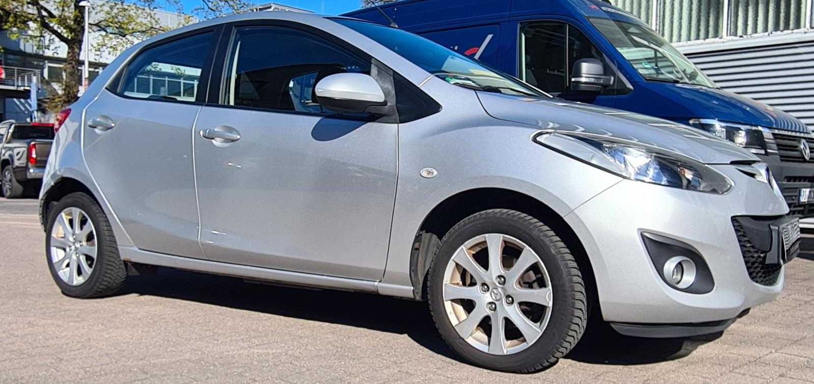 Mazda 2 1.6 MZ-CD , HU bis 12/2027 vieles NEU