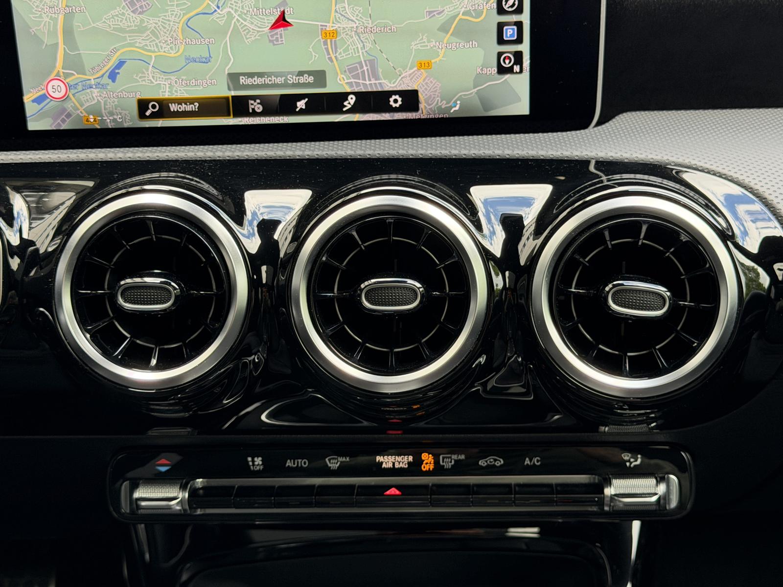 Mercedes-Benz CLA Coupe AMG Night LED MBUX Pano Kamera 19", миниатюра 22
